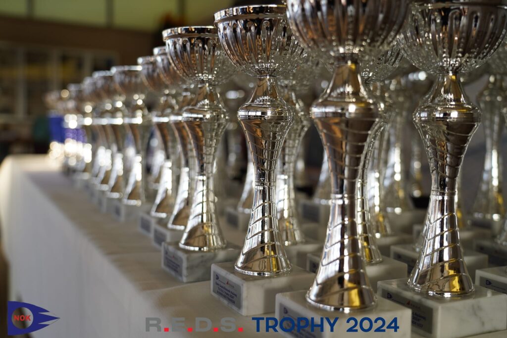 reds-trophy